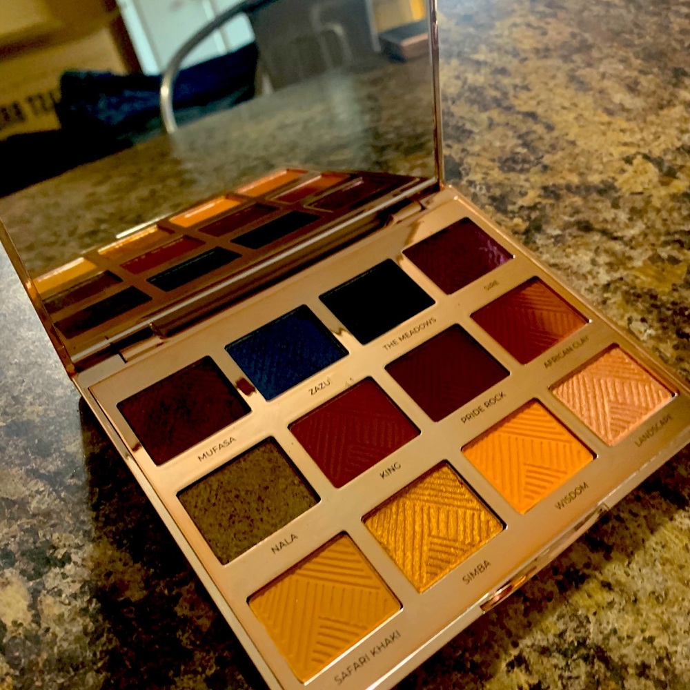 12 piece eyeshadow palette